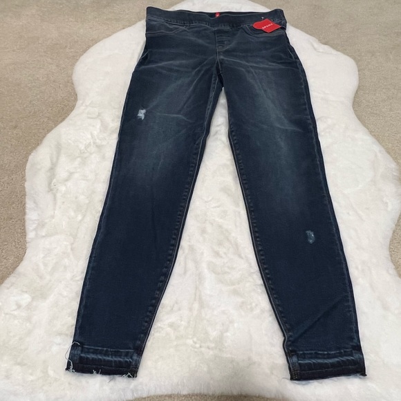 Spanx Distressed Ankle Skinny Jean - New With Tags! - Picture 6 of 14